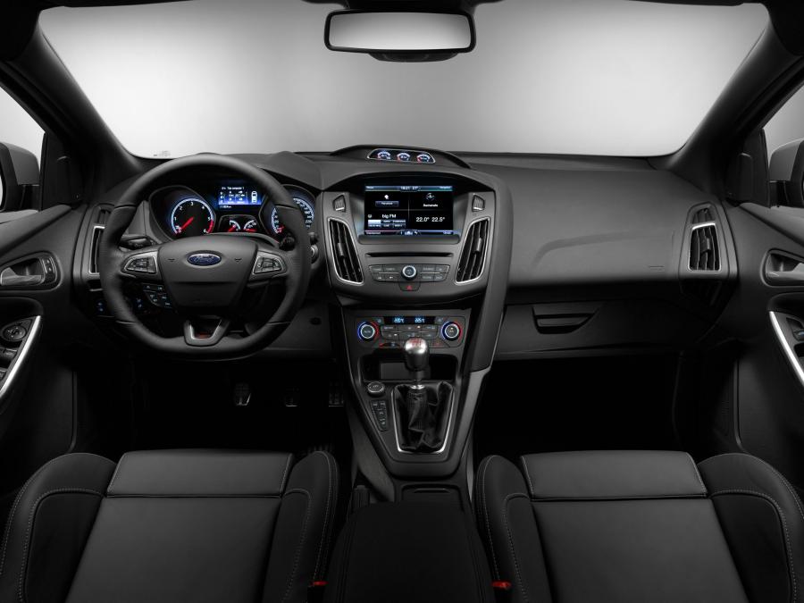  Ford Focus ST 2014 года  (фото 56 из 60)